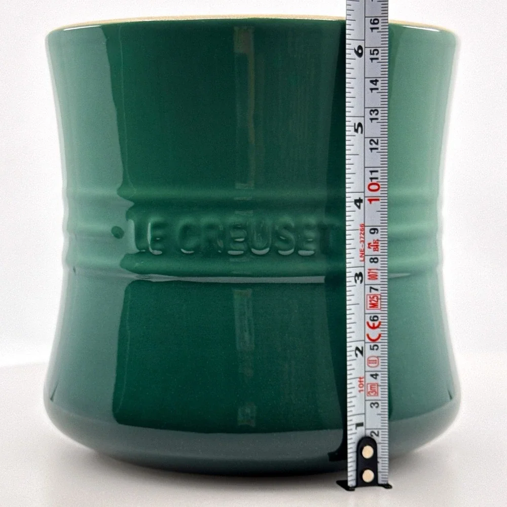 Le Creuset Artichaut Green Large Utensil Crock 2.3L / 2.38 Qt Stoneware 2102